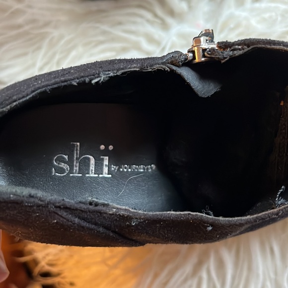 Shi Black Wedged Booties - Picture 4 of 4